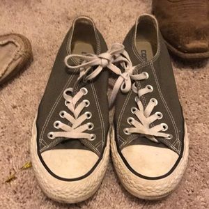grey converse